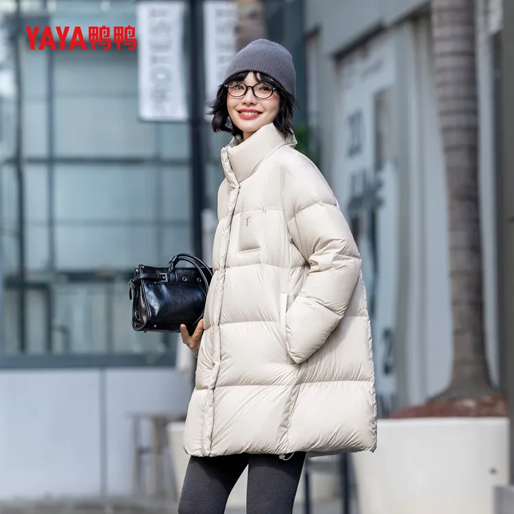 鸭鸭羽绒服女新国标90白鸭绒2025冬季新款中长款爆款宽松保暖外套