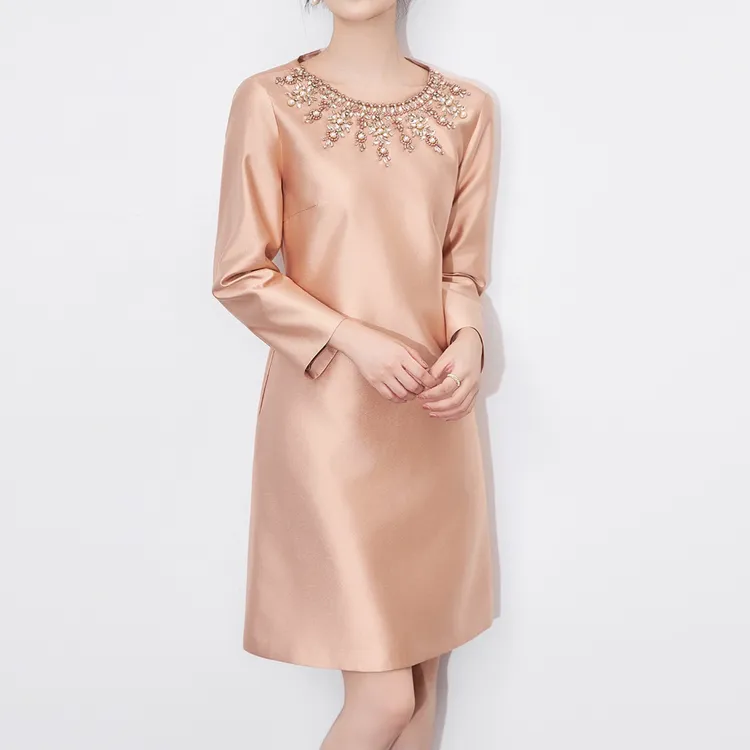 -南油轻奢重工贵妇光泽手工钉钻宴会礼服连衣裙名媛优雅女