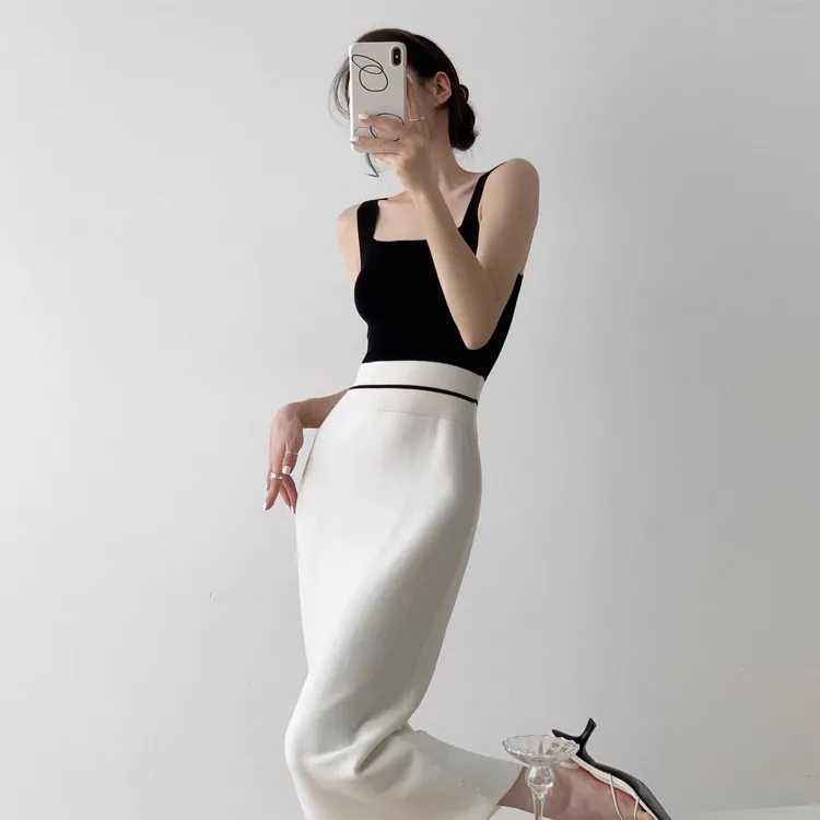 法式新款性感吊带设计高级感气质修身显瘦包臀针织白色连衣裙长款