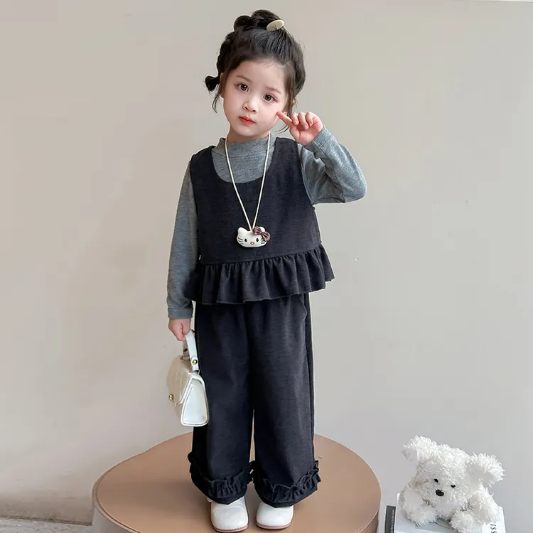 女童春装套装2026新款儿童洋气韩系超好看春装女宝炸街马甲三件套