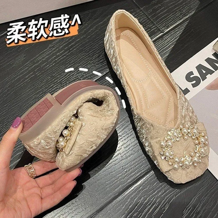 平底单鞋女2025新款秋季软底防滑百搭工作鞋配裙子温柔风豆豆鞋女