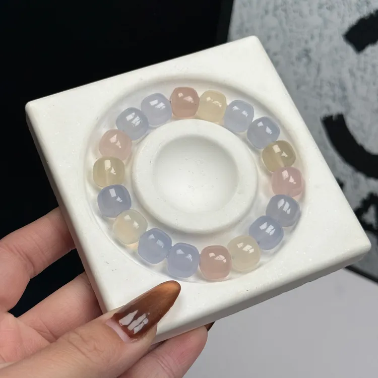 卡12多宝老型玛瑙手串