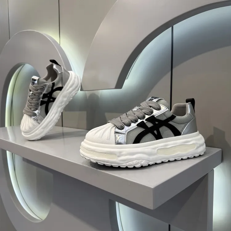 2025新款男士轻便休闲小白鞋舒适透气厚底低帮潮流网面爆款男鞋