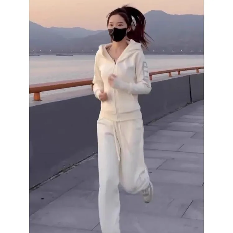 一整套早秋穿搭女装休闲运动减龄洋气网红炸街纯色卫衣卫裤两件套