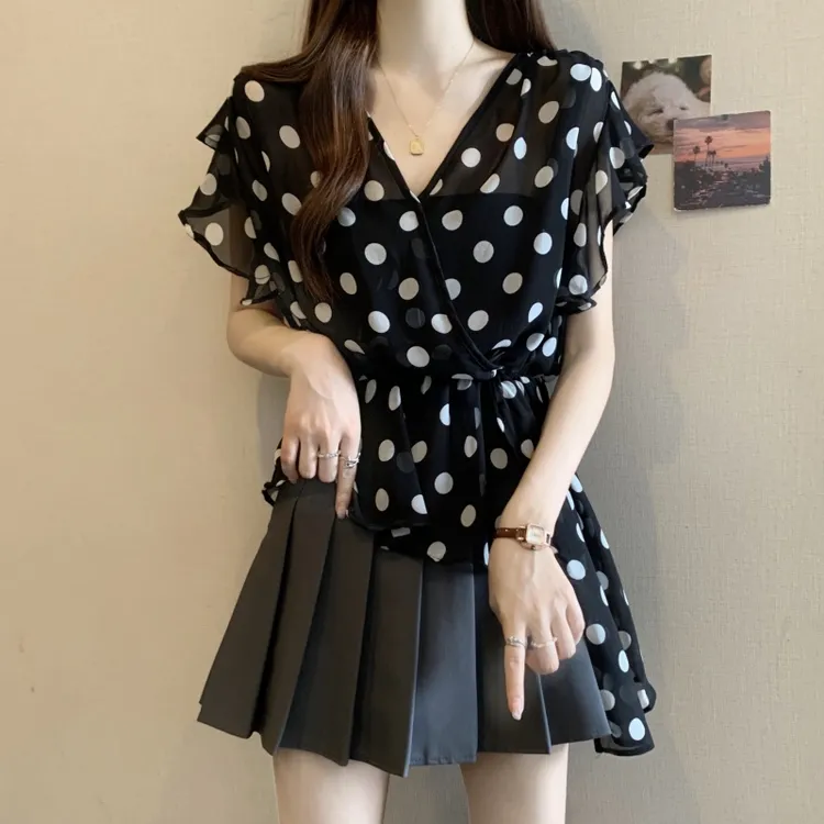 大码女装遮肚薄款波点雪纺衬衫女夏季2025胖mm宽松显瘦无袖防晒衫