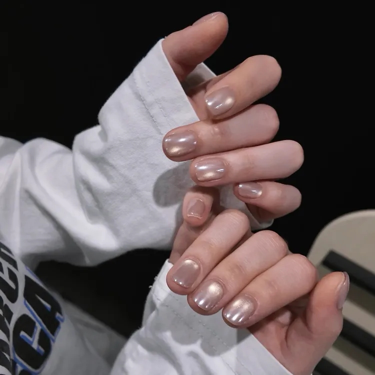 品妮小P【海莉甲】手工穿戴甲海莉甲 珍珠白猫眼抹镀金粉穿戴甲