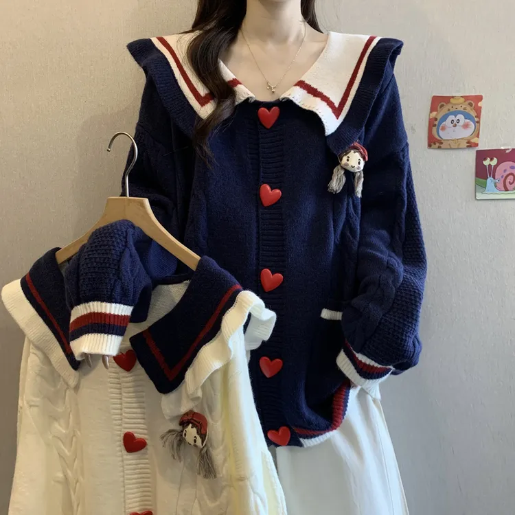 大码学院风海军领撞色爱心扣针织开衫女秋冬胖MM宽松显瘦减龄毛衣