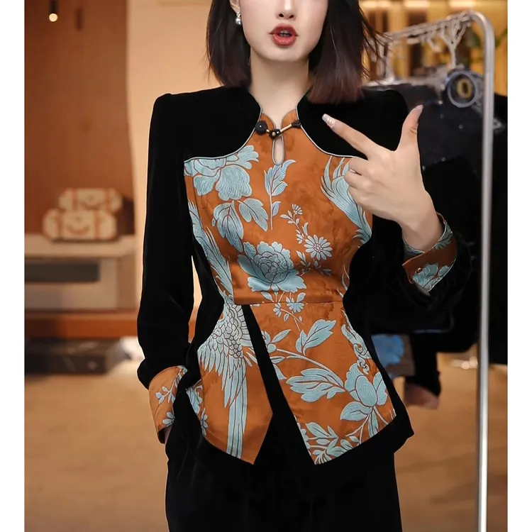 新中式洋气不规则显瘦长袖小衫2025秋季新款设计感印花减龄上衣潮