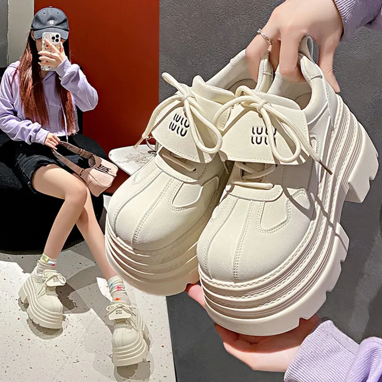 增高10cm小皮鞋女2025新款春季小个子厚底松糕乐福鞋黑色米色超纤