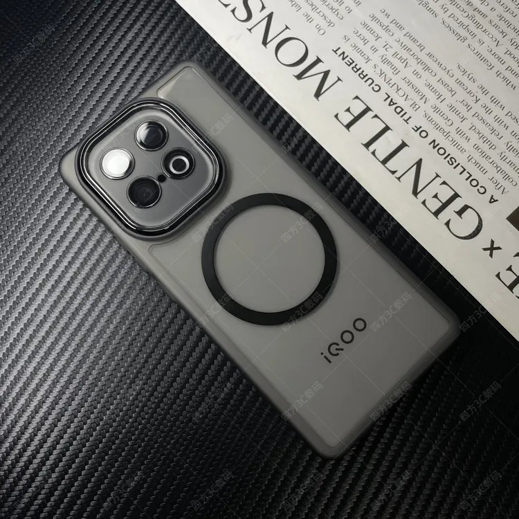 适用iQOOZ10Turbo+手机壳磁吸自带镜头膜全包爱酷z10Pro透明软壳