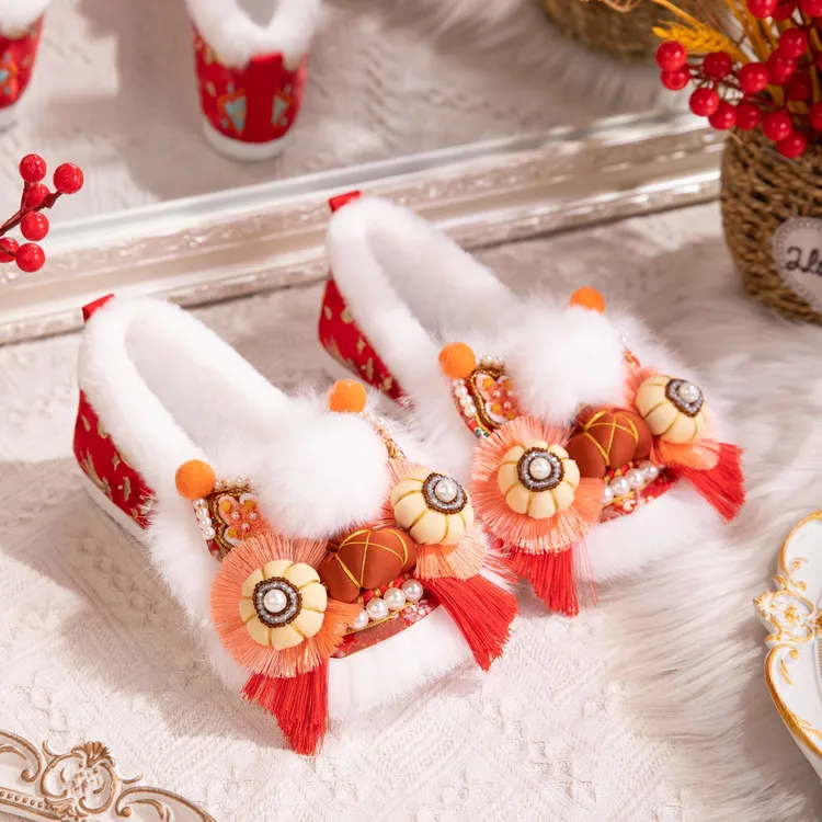 手作虎头鞋成人女冬季复古手工刺绣居家外穿毛毛棉鞋软底绣花布鞋