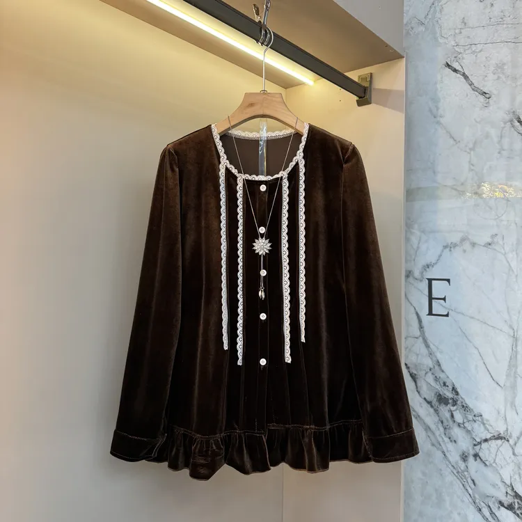 2025欧货时尚简约显贵设计感宽松丝绒花边潮流大码胖mm上衣943