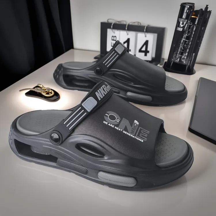 凉鞋男2025新款爆款外穿防滑户外开车软底沙滩鞋爆款大码厚底拖鞋