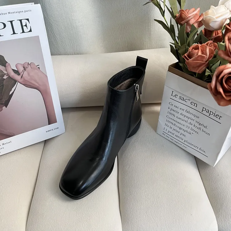 秋冬新款法式复古小踝靴高级时尚百搭简约真皮巨显瘦的方头女短靴