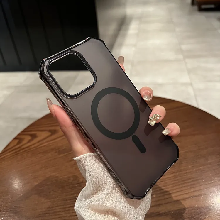 UMJ半透磨砂黑色适用iPhone16proMax手机壳苹果15磁吸14男女13/12