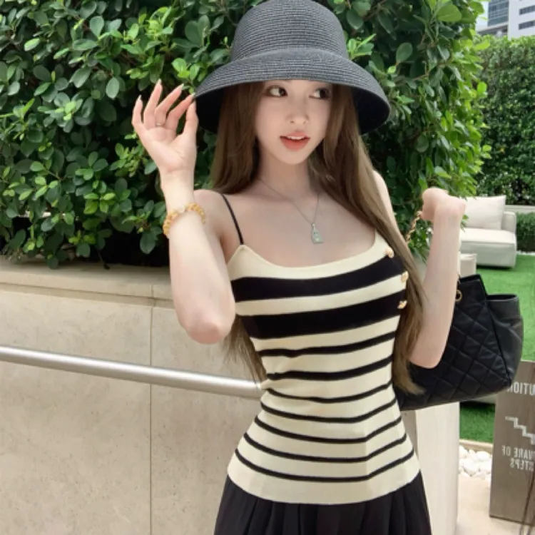 法式气质小香香修身显瘦吊带背心女夏季外穿条纹薄款修身针织上衣