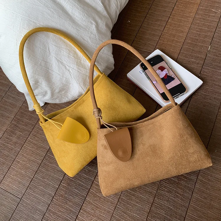 2025新款时尚百搭单肩包女高级感爆款设计手提包休闲通勤小方包