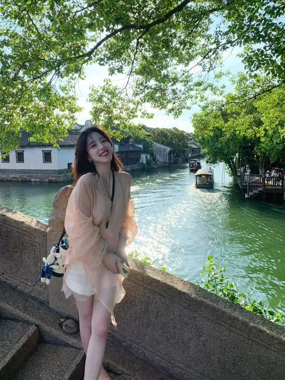 2025早秋新款一整套高级感韩系温柔风粉色雪纺上衣百搭休闲短裤女