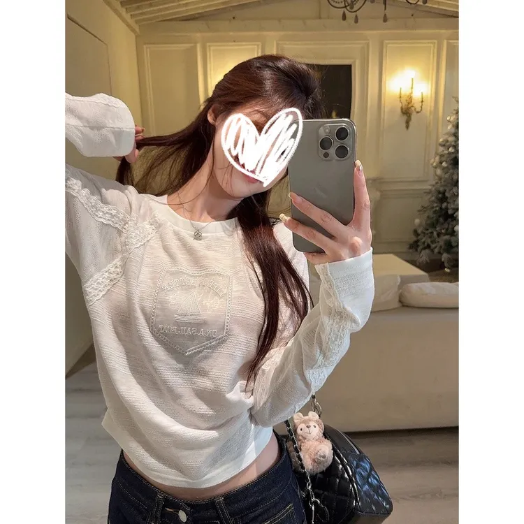  2025秋冬新款松弛感设计感拼接花边蕾丝白色长袖T恤女
