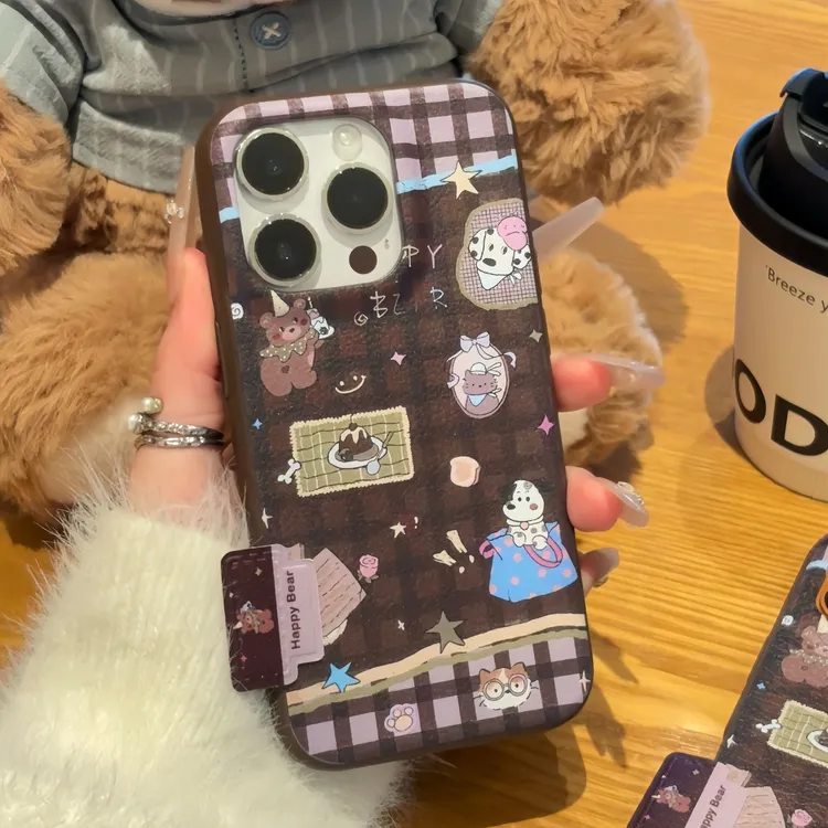 冬日格纹小熊标签适用iPhone17/16手机壳苹果华为vivoppo小米14软