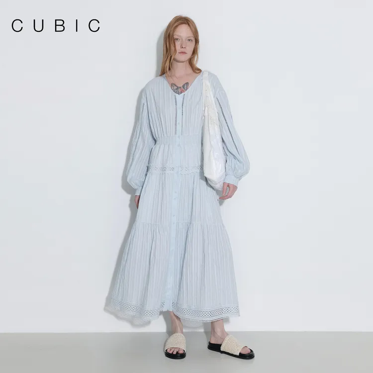 CUBIC 成长手记 欧若风提花肌理感V领收腰灯笼袖两穿式衬衫连衣裙
