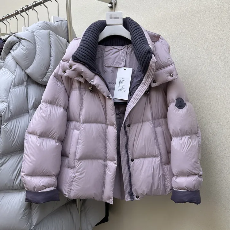 90白鸭绒撞色连帽加厚短款羽绒服女2025冬季新款宽松休闲保暖外套