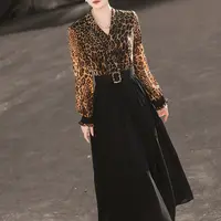 【有里布】2025春季新款气质复古印花假两件拼接长袖V领连衣裙D0608