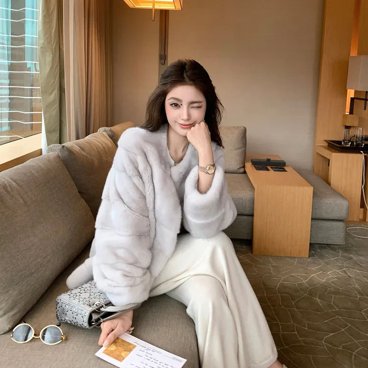 "雪肌紫裘"哥本哈根进口紫金天鹅绒稀有紫罗兰小母貂毛呢外套