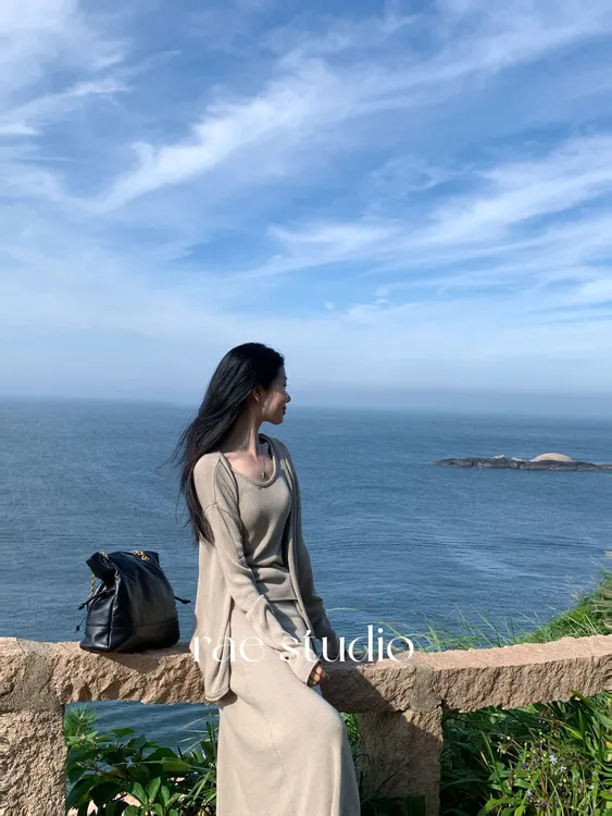 【Rae】慵懒风氛围感针织背心开衫绑带半身裙三件套r590
