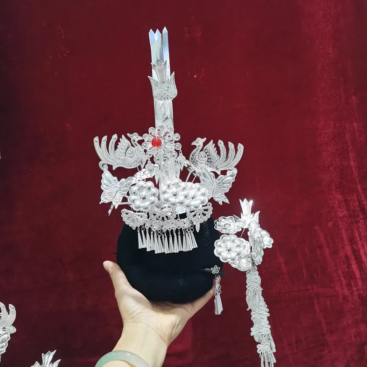 少数民族头饰，新款头饰发饰，各个民族都可以戴民族风饰品银流苏