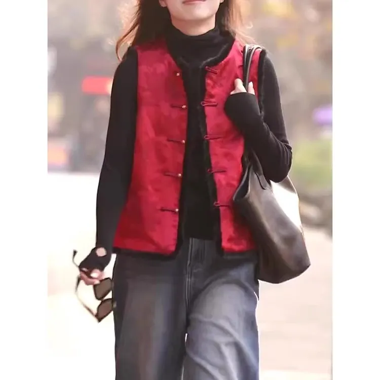 新中式国风女装盘扣上衣2024秋冬新款高级感复古新年红色唐装马甲