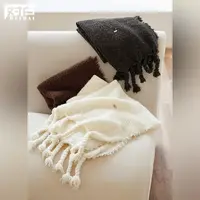对白绵羊毛混纺纯色流苏围巾女2025新款冬季保暖慵懒软糯百搭围脖