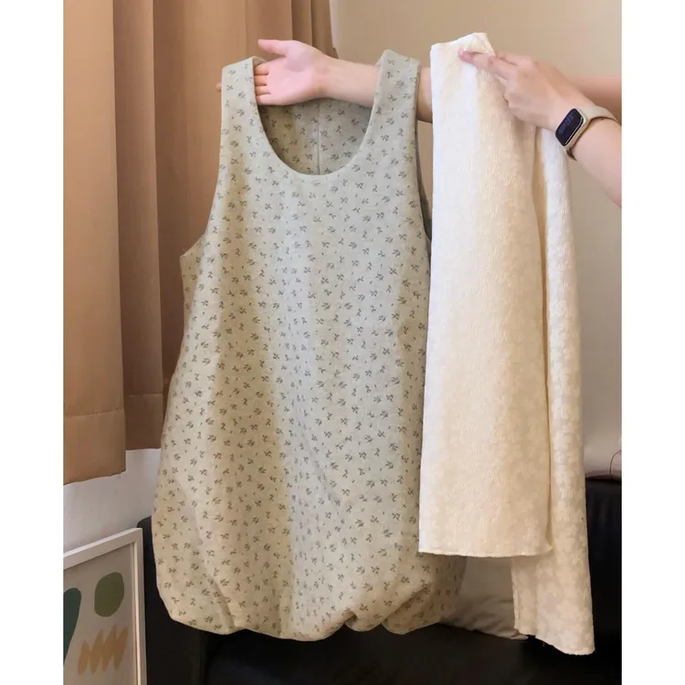 法式甜美小碎花U领无袖花苞背心裙女秋冬2025新款叠穿搭配一整套