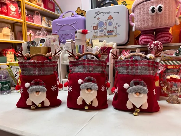 圣诞节苹果袋儿童礼物袋幼儿园糖果袋平安夜包装礼盒