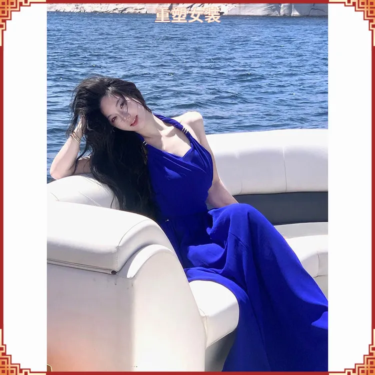 ll蓝色挂脖吊带连衣裙女2025夏季新款名媛礼服裙设计感轻奢长裙l