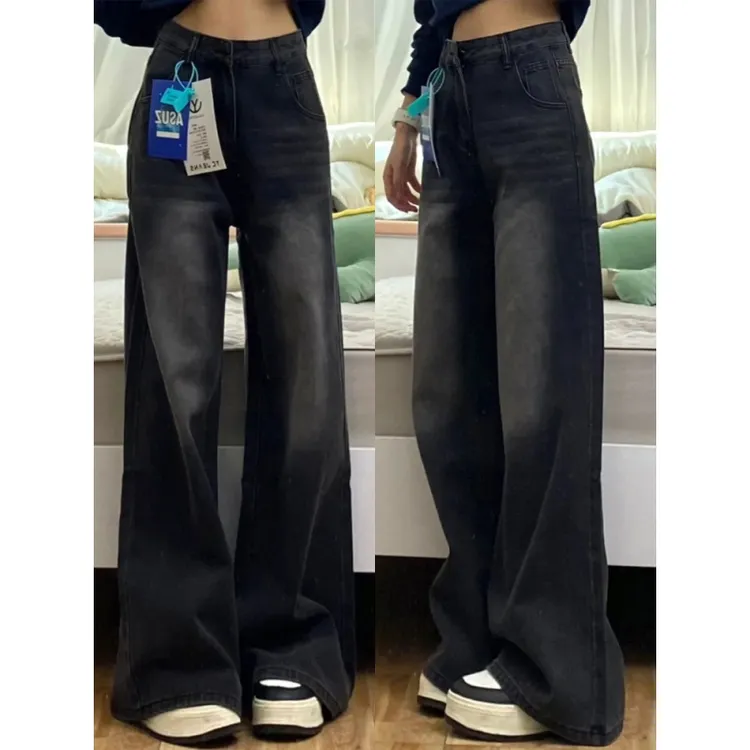 大码黑灰色不贴腿微喇牛仔裤女2025新款胖mm宽松高腰遮胯阔腿裤子