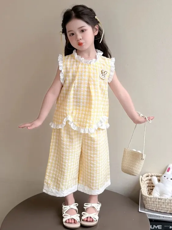 女小童格子套装夏季2025新款宝宝花边领背心夏装小女孩甜美两件套