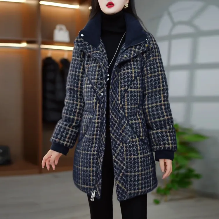 格纹时尚轻奢白鸭绒羽绒服女2025冬季新款妈妈加厚保暖中长款大衣