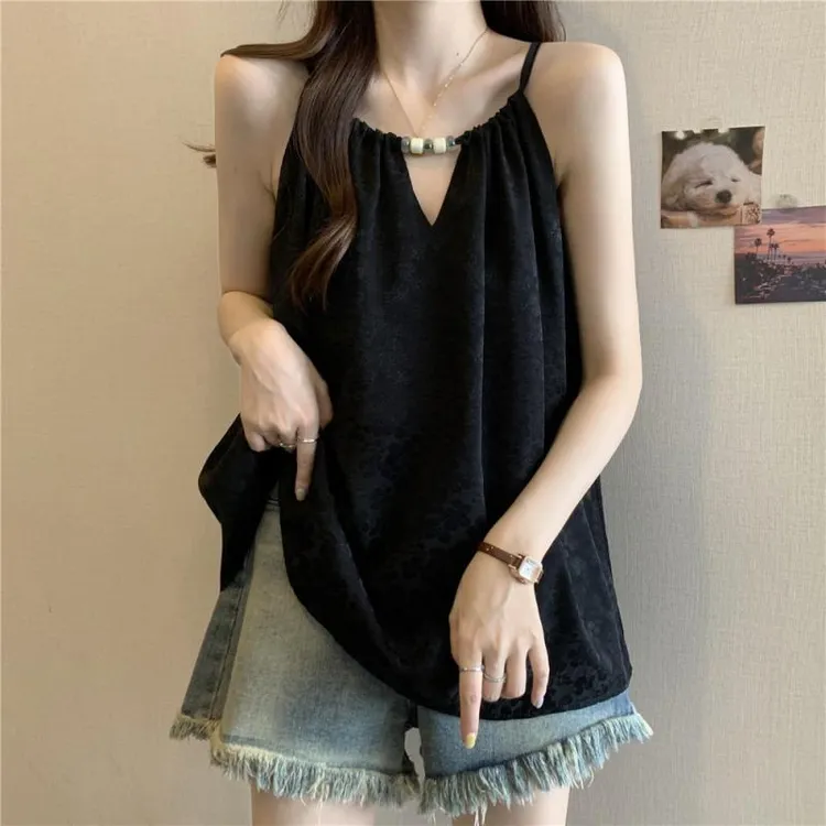 加肥大码胖mm夏季设计感甜美挂脖式吊带背心宽松显瘦外穿无袖上衣