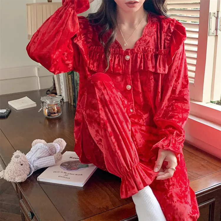 本命年红色带胸垫睡衣女款爆款2025新款春秋女士金丝绒家居服套装