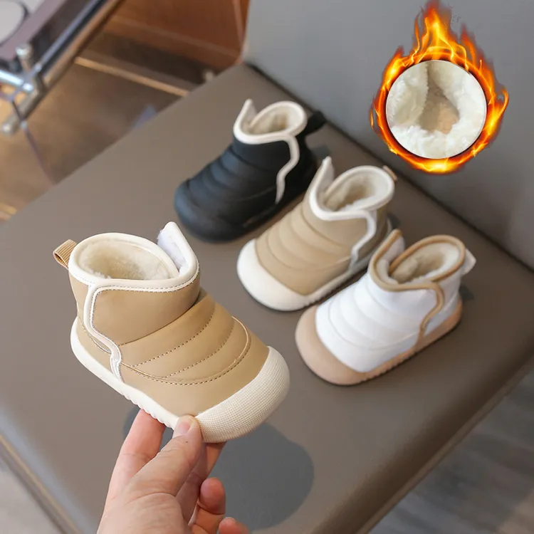 女宝宝雪地靴加绒冬季小童鞋子防水软底学步鞋保暖冬鞋婴儿棉鞋男