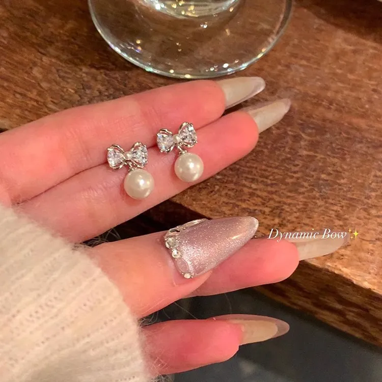 合金亚克力耳饰 蝴蝶结耳钉轻奢高级感精致耳饰2025新款爆款耳环