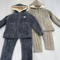 新款拉链戴帽款男士加厚三层外穿家居服