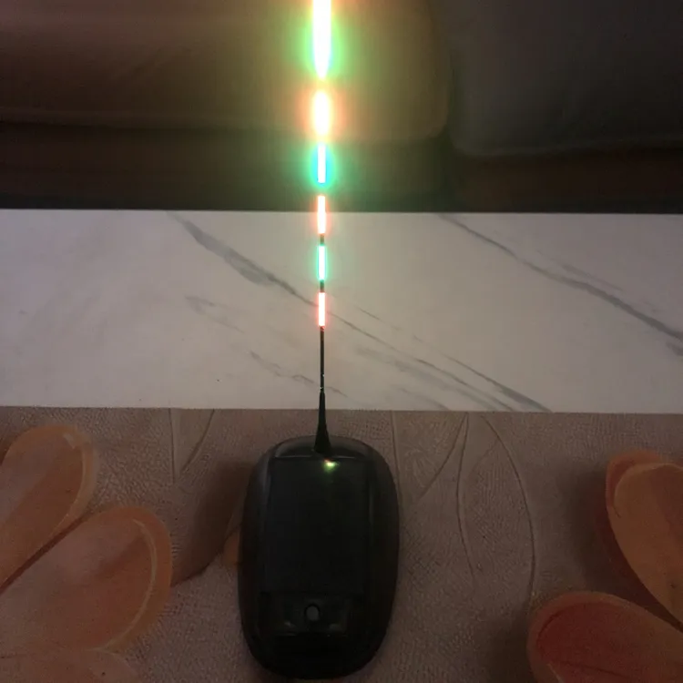 车顶太阳能鲨鱼鳍夜光漂＃磁吸＃遥控，震动<6种亮光模式>