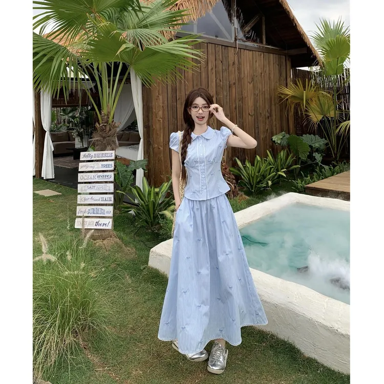 夏季新款文艺法式高腰显瘦半身裙两件套女蓝色条纹娃娃领衬衫套装