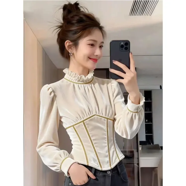 法式收腰米白色丝绒衬衫女秋冬新款设计感不规则洋气拼接小衫上衣