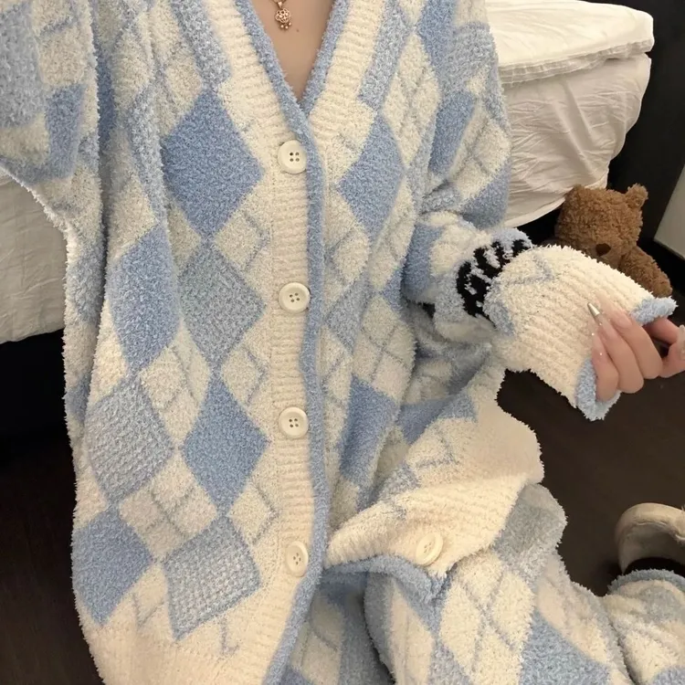 韩系蓝白撞色菱格针织开衫半边绒睡衣女秋冬新款慵懒休闲家居套装