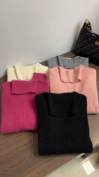 西西家 高领坑条珠片加厚保暖纱羊毛打底衫