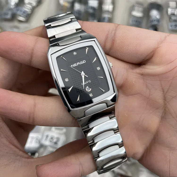 耐尔斯顿进口石英男表防水蓝宝石镜面精钢日历撤柜少量库存高品质