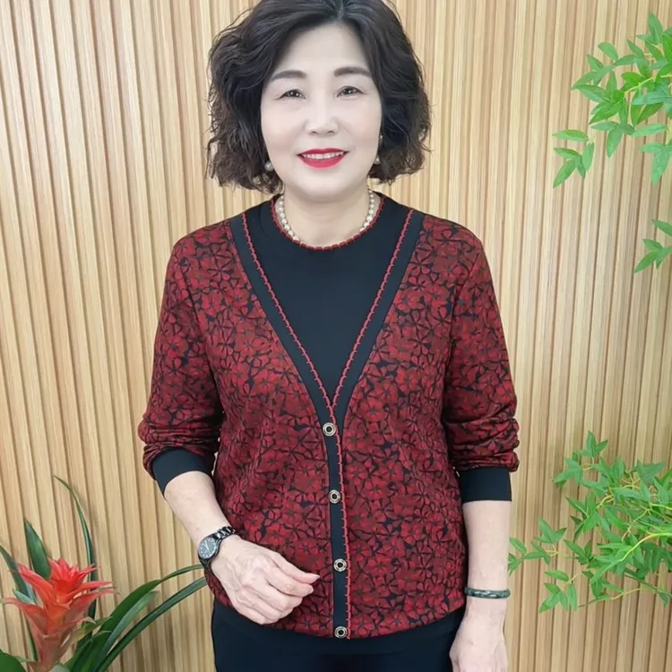 休闲风圆领宽松型常规中老年女装网红百搭秋季时尚V8807-2